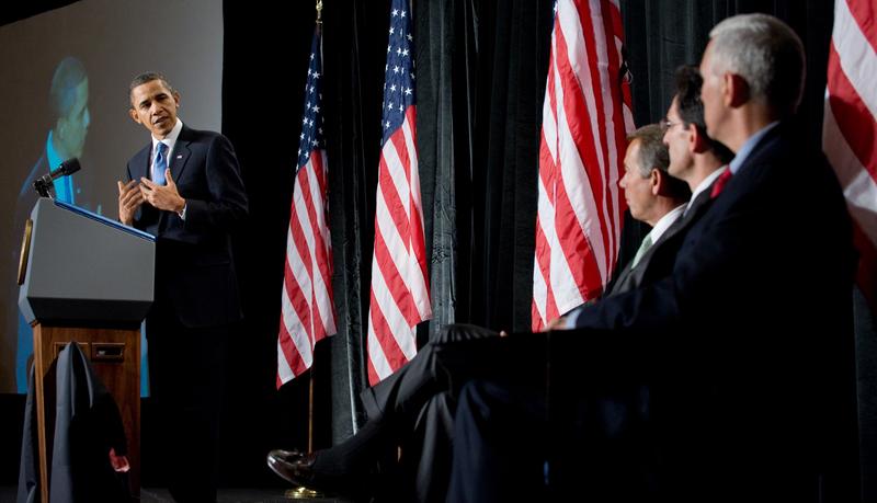 US President Barack Obama along with House Minority Leader John Boehner of Ohio (2nd L), House Minority Whip Eric Cantor of Virginia (2nd R) and House Republican Conference Chairman Mike Pence (R)