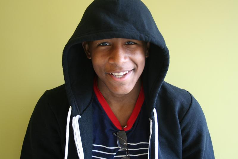 vincent_hoody