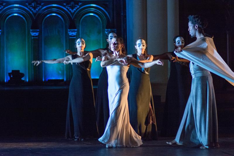 Soledad Barrio as Antigona, Ray F. Davis God of the Underworld. Elisabet Torres, Xianix Barrera, Marina Elana, Laura Peralta.