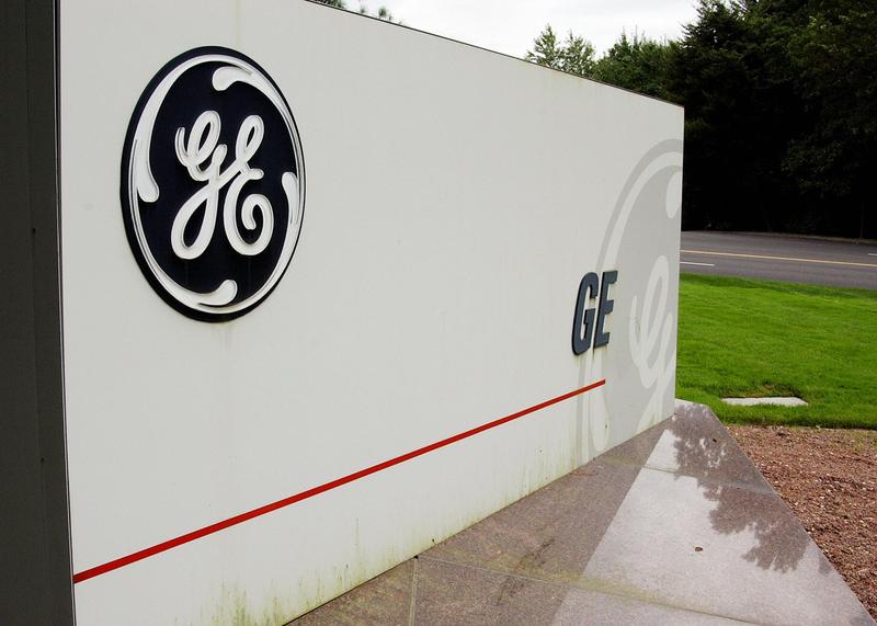 General Electric is moving its headquarters from suburban Connecticut to Boston.