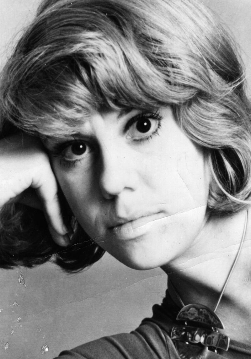 US novelist and poet Erica Jong circa 1973.
