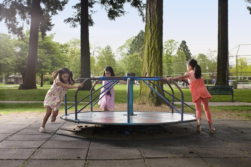 How much freedom should young kids have to play alone?