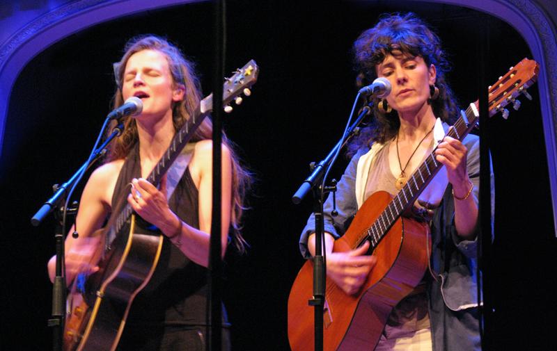 Devon Sproule (left) and Diane Cluck