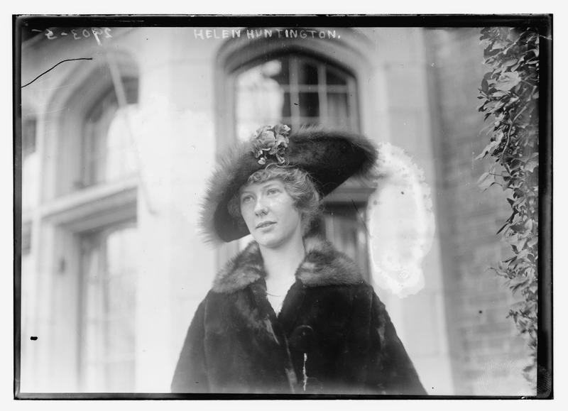 Helen H. Hull as a young woman around 1915.