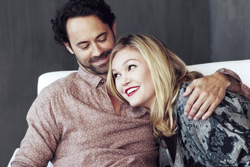 James Wirt and Julia Stiles in "Phoenix"