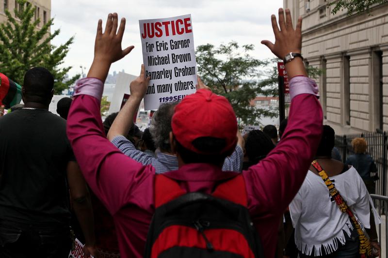 Protesters marching on Staten Island.
