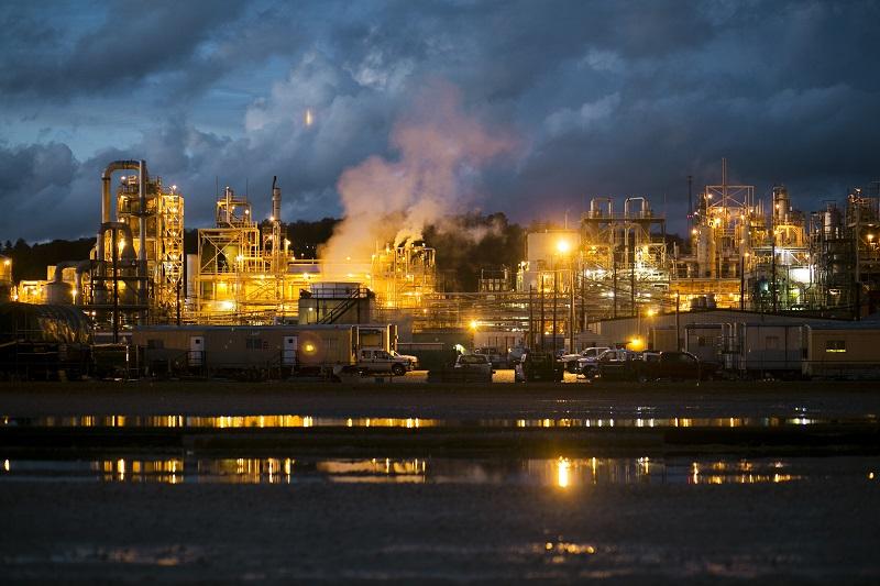 The Washington Works DuPont plant in Parkersburg, WV on October 28, 2015.