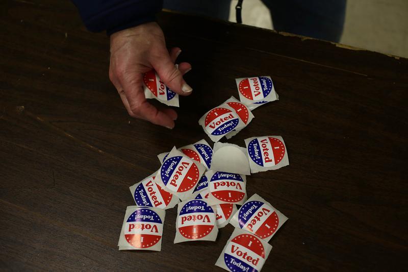 Americans head to the polls to cast their vote in the mid-term elections, which will decide whether Republicans or Democrats will control the Senate.