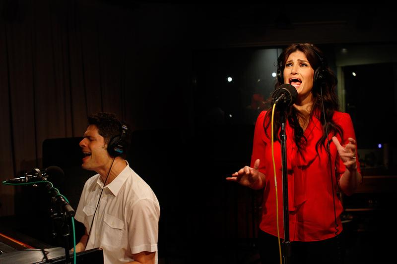 Idina Menzel performs with 'If/Then' composer Tom Kitt in the Soundcheck studio.