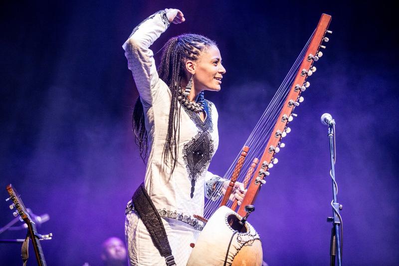 Sona Jobarteh, first female Kora virtuoso from a west African Griot family, singer, producer, composer and multi-instrumentalist.
