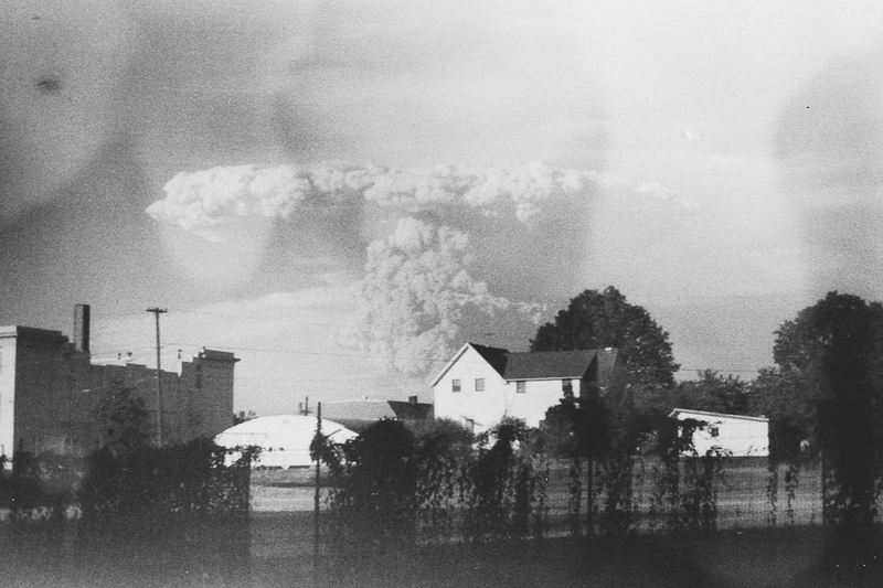 kati-dimoff-found-film-2017-9-mt-st-helens-eruptingjpg-12e27498b72c7345.jpg